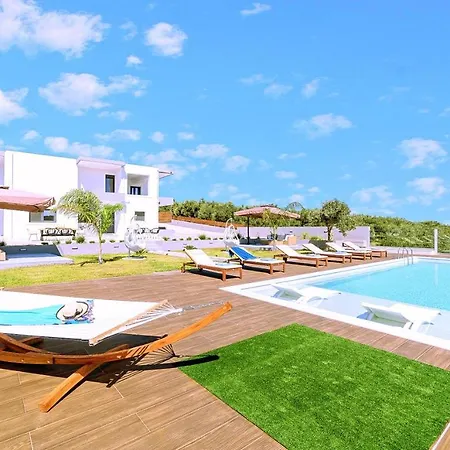 Stavento Luxury Private Pool