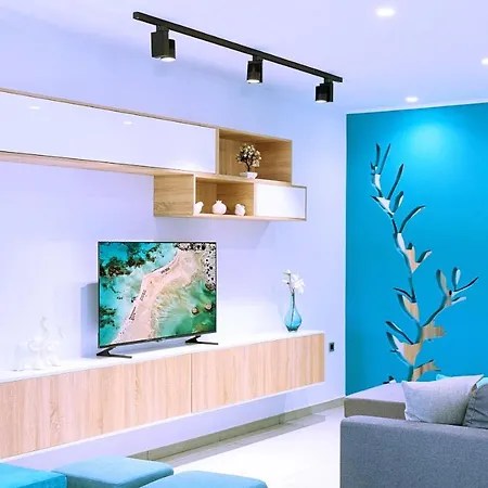 Stavento Luxury Private Pool Apartment *
